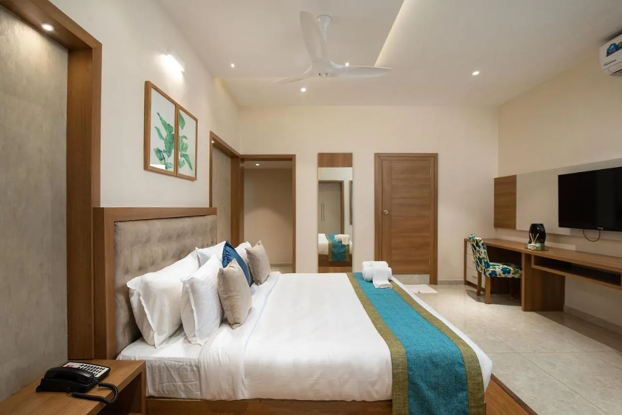 Time Square Boutique Hotel & Spa Alappuzha 4*,