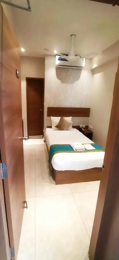 Time Square Boutique Hotel & Spa Alappuzha